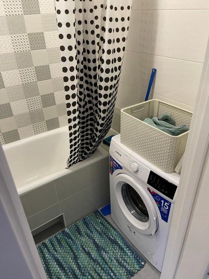 Apartment лучшие для размещения с детьми возле днепра, центр в пешей доступности Tscherkassy