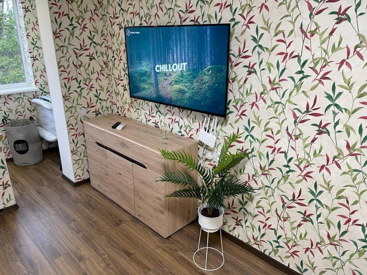 Apartment лучшие для размещения с детьми возле днепра, центр в пешей доступности *