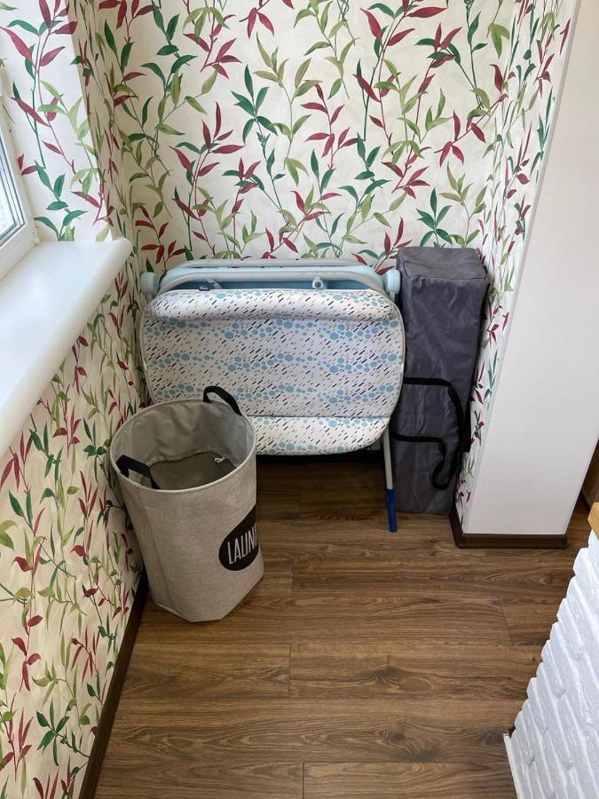 Apartment лучшие для размещения с детьми возле днепра, центр в пешей доступности