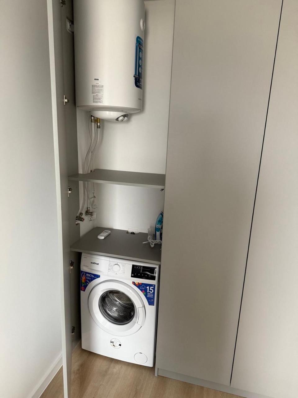 Apartment лучшие для размещения с детьми возле днепра, центр в пешей доступности *
